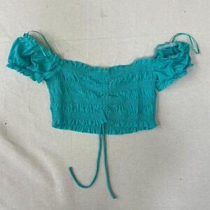 eal smocked off-the-shoulder‎ crop top 🩵